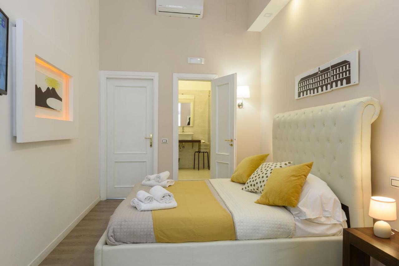 Bed and Breakfast Domus Angioina à Naples Extérieur photo