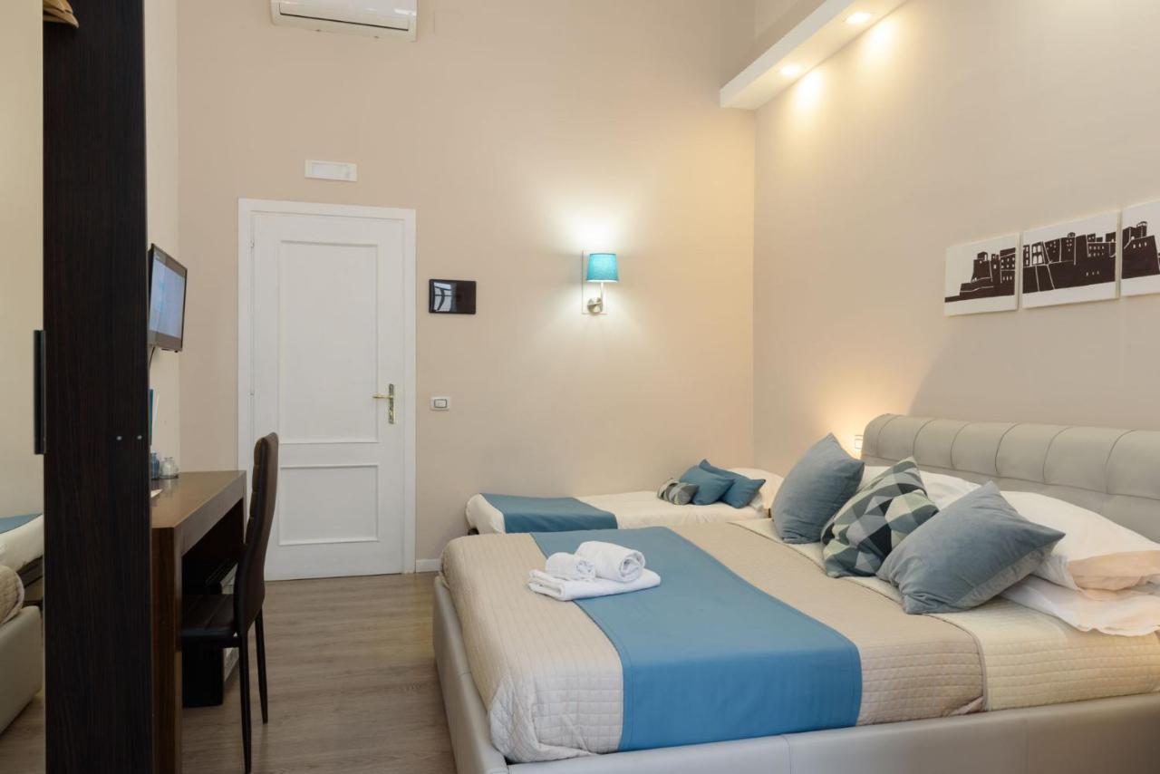 Bed and Breakfast Domus Angioina à Naples Extérieur photo