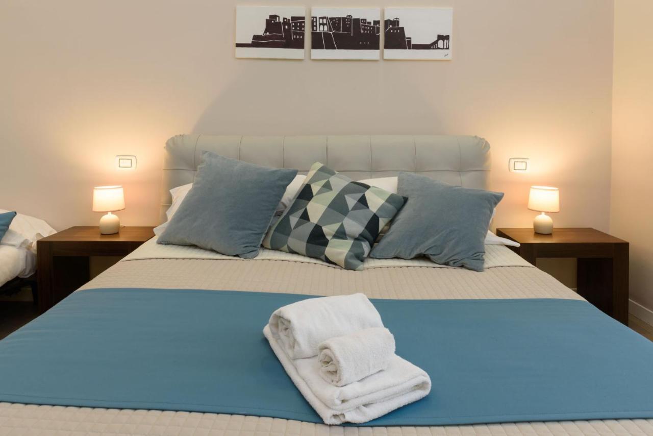 Bed and Breakfast Domus Angioina à Naples Extérieur photo